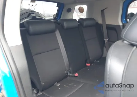 2007 Toyota Fj Cruiser z USA, uszkodzony, nr VIN JTEBU11F270004160